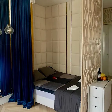 Lägenhet Cozy On Piotrkowska Street Łódź